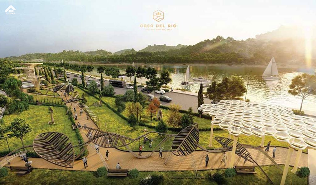 Sông Đà và công viên xanh bao quanh dự án